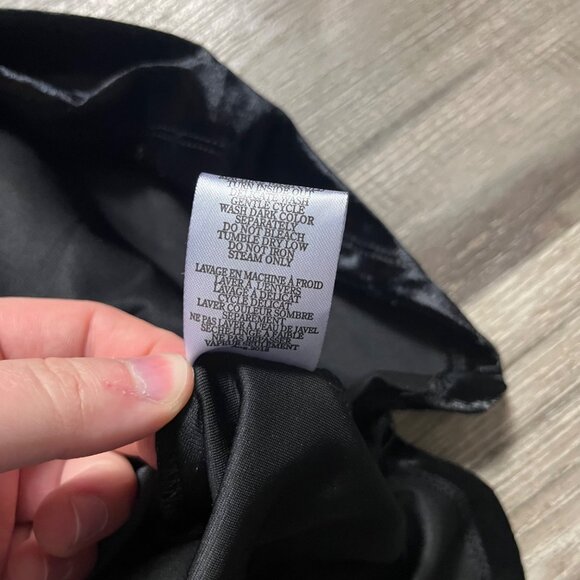 Z Supply Short Sleeve Scoop Neck Dress Mini Velvet Black NWT Women’s Size M - Picture 8 of 8